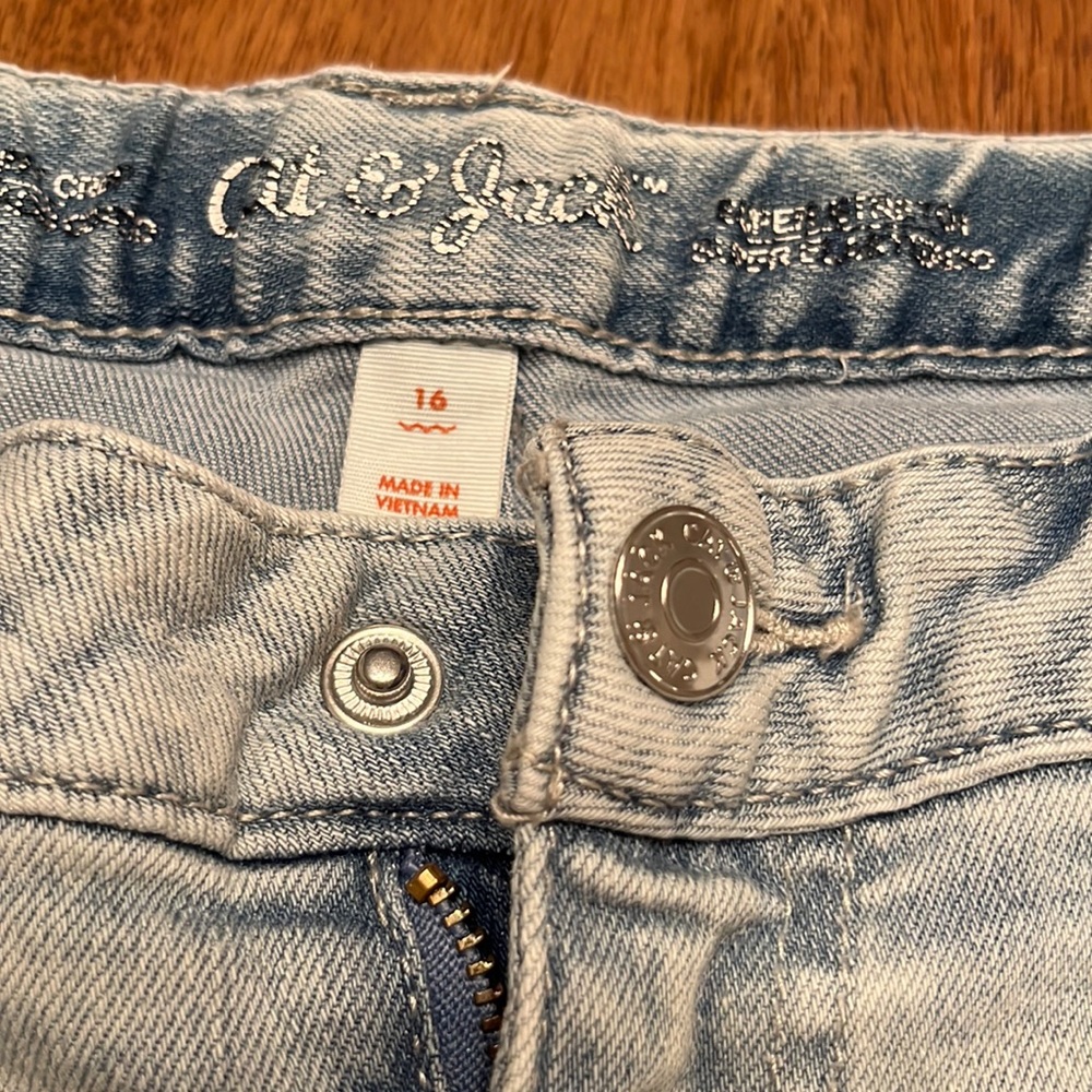Light wash cropped jeans big girls Size 16 - Picture 2 of 7